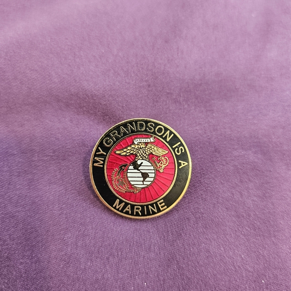 Marine Corps Grandson Pin - Red and Gold - Picture 1 of 5